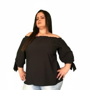 Blusa negra cuello bandeja